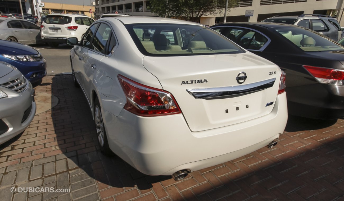 Nissan Altima 2.5 S Pure Drive Xtronic CVT