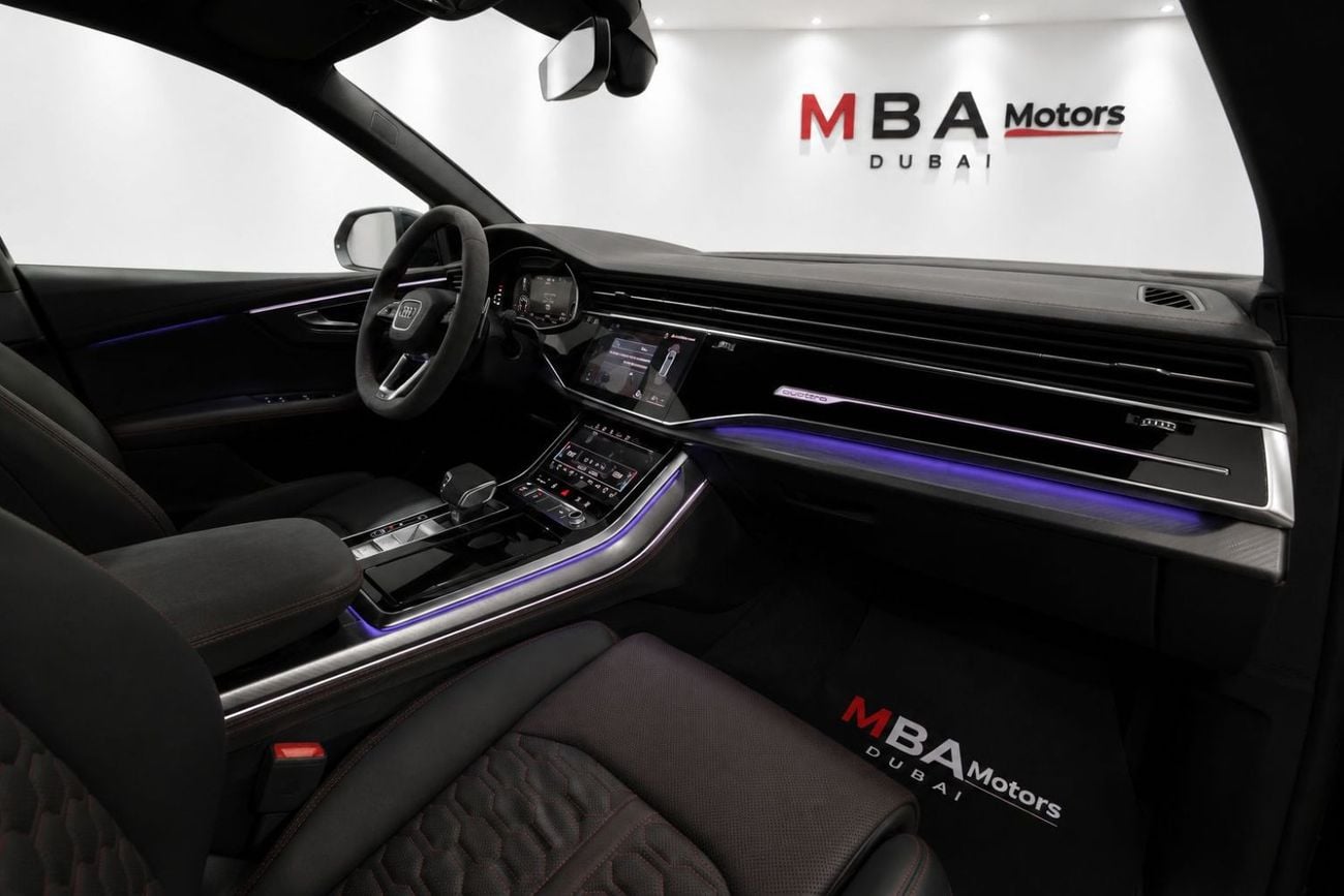 Audi RSQ8 PERFORMANCE