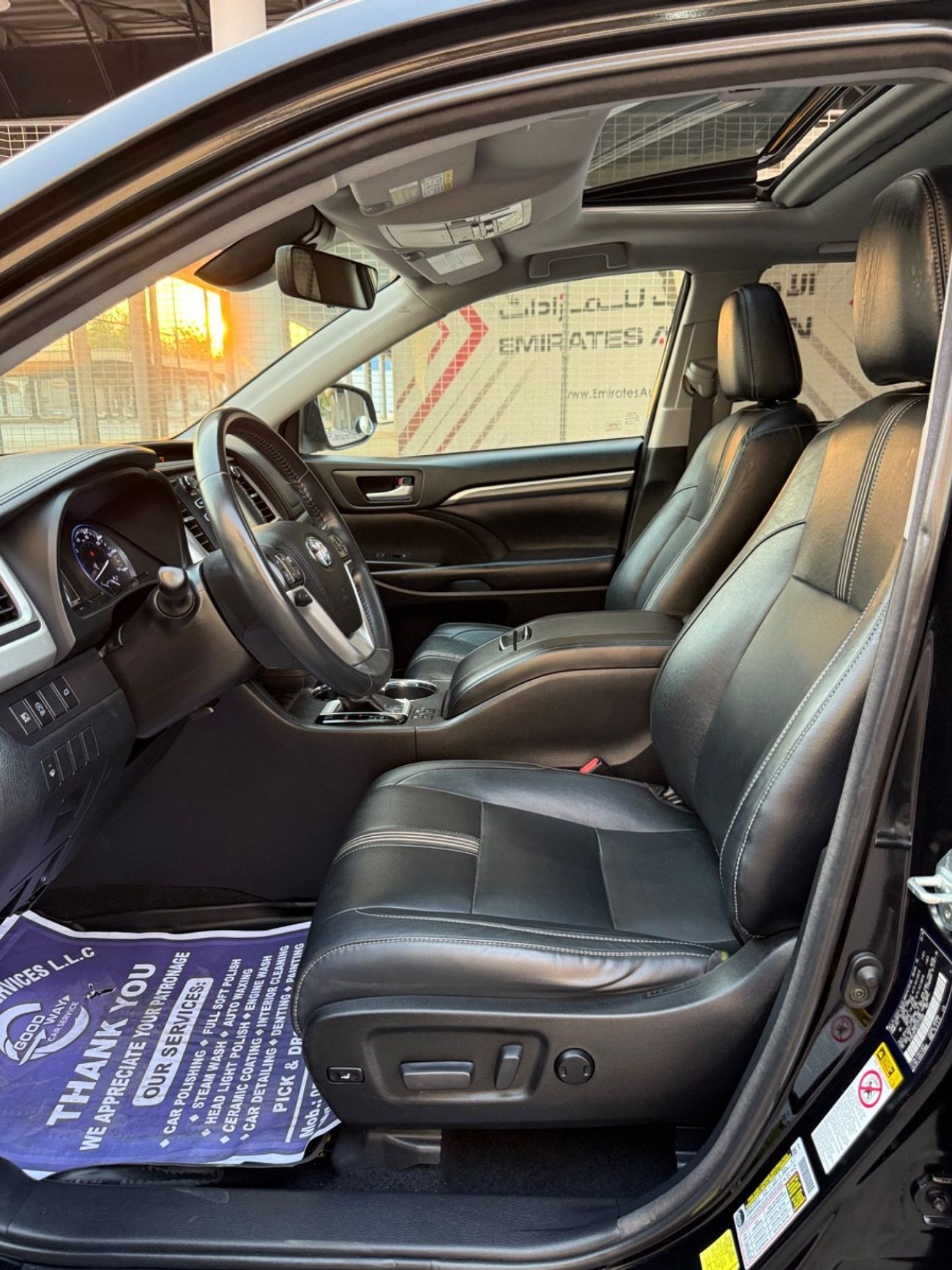 Toyota Highlander 2018 SE LIMITED AWD MOONROOF 3.5 FULL OPTION USA IMPORTED