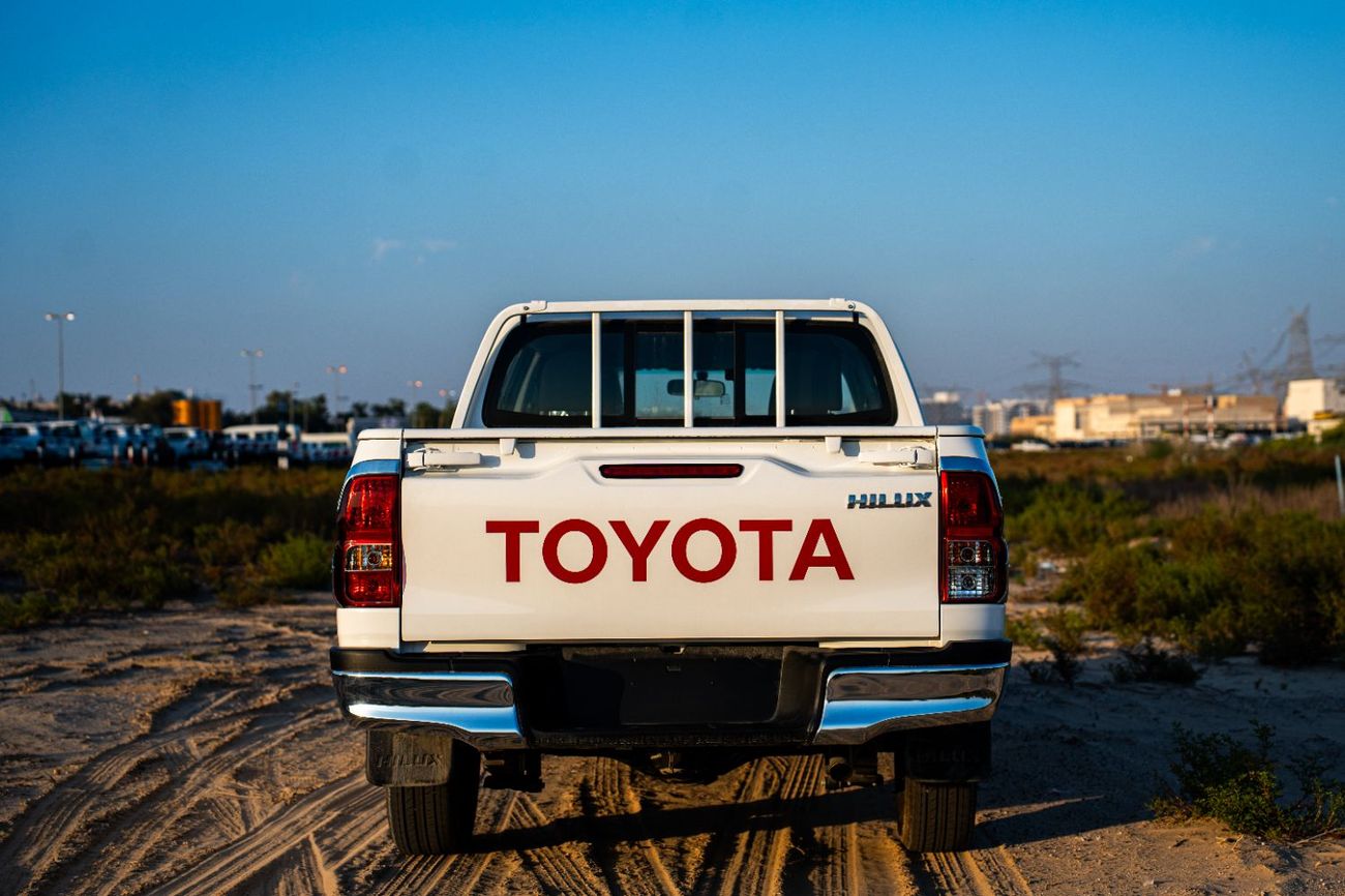 Toyota Hilux Toyota Hilux Pick-up 2.4L Diesel Double Cab 2025 Manual