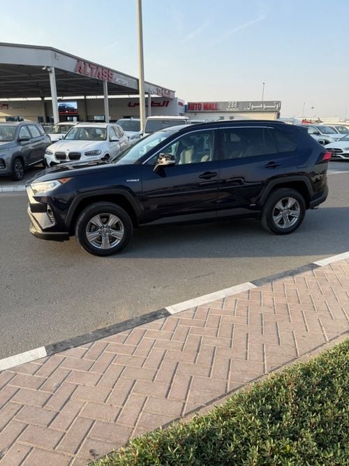 Toyota RAV4 XLE 2.5L