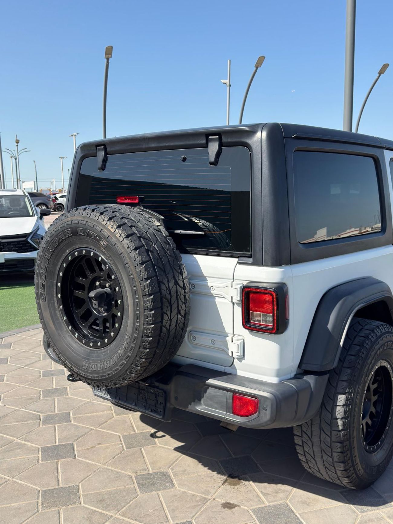 Jeep Wrangler Unlimited Sport 3.6L A/T