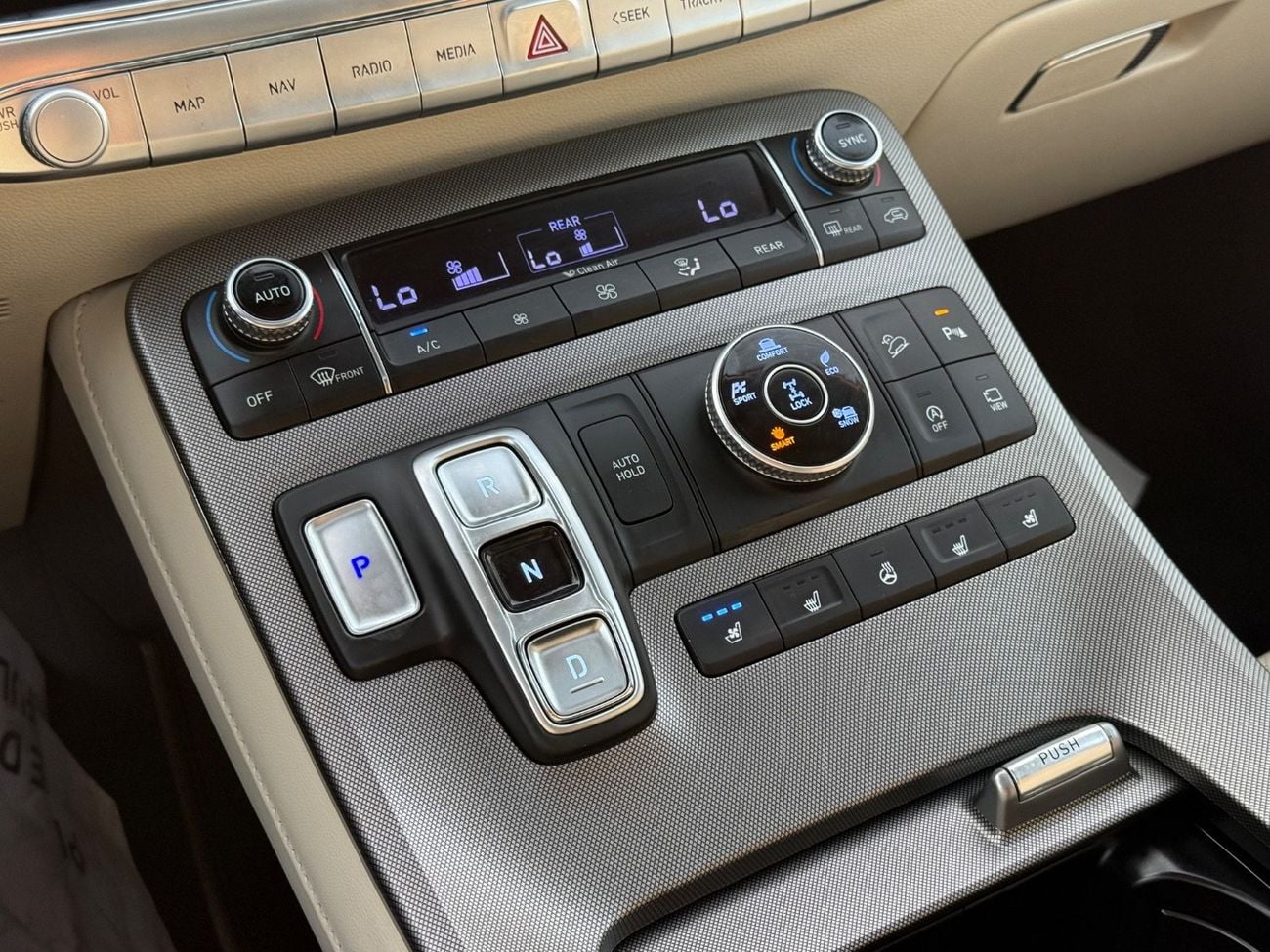 Hyundai Palisade 2020 HYUNDAI PALISADE LIMITED 4x4 FULL OPTIONS IMPORTED FROM USA