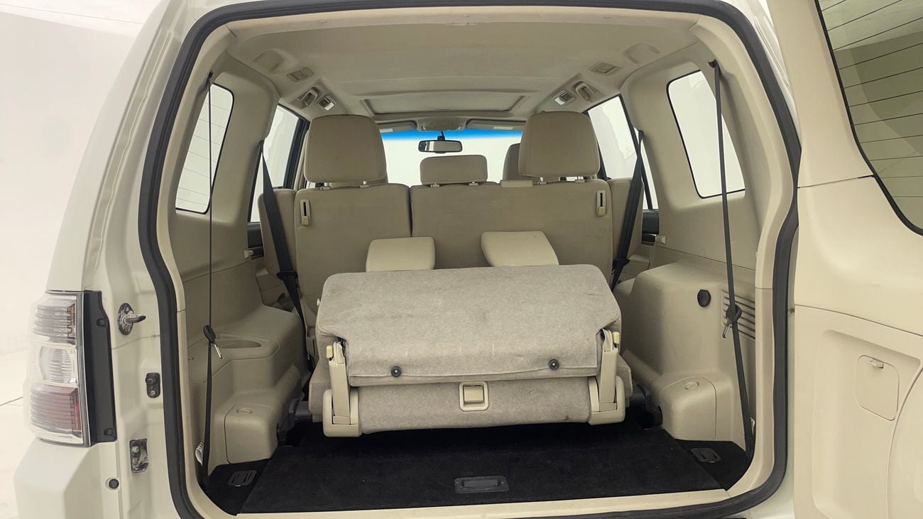 ميتسوبيشي باجيرو GLS MIDLINE 3 | بدون دفعة مقدمة | اختبار القيادة في المنزل