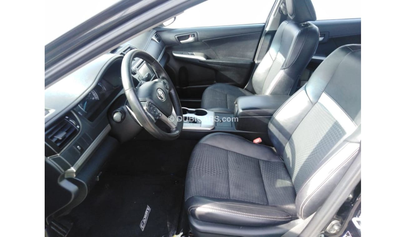 تويوتا كامري تويوتا كامري ٢٠١٣ بحالة ممتازة للبيع