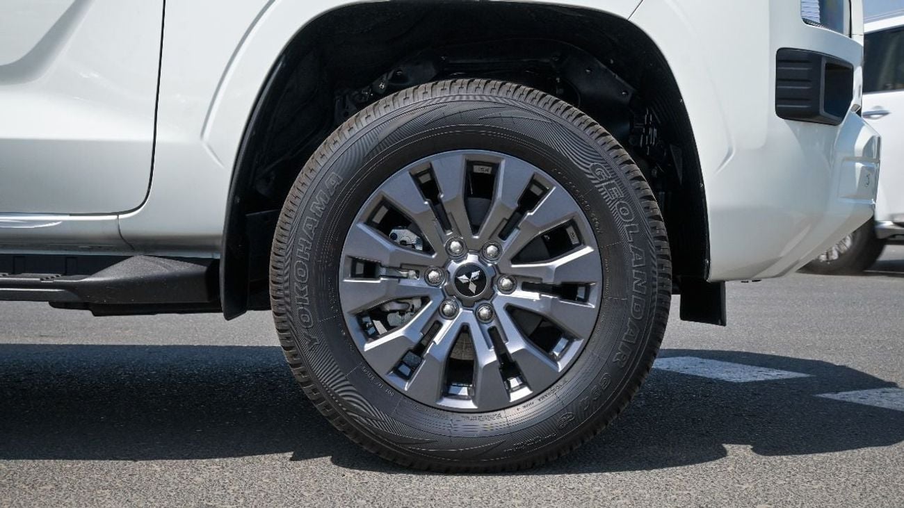 ميتسوبيشي L200 GLX Double Cab Diesel A/T 2.4L