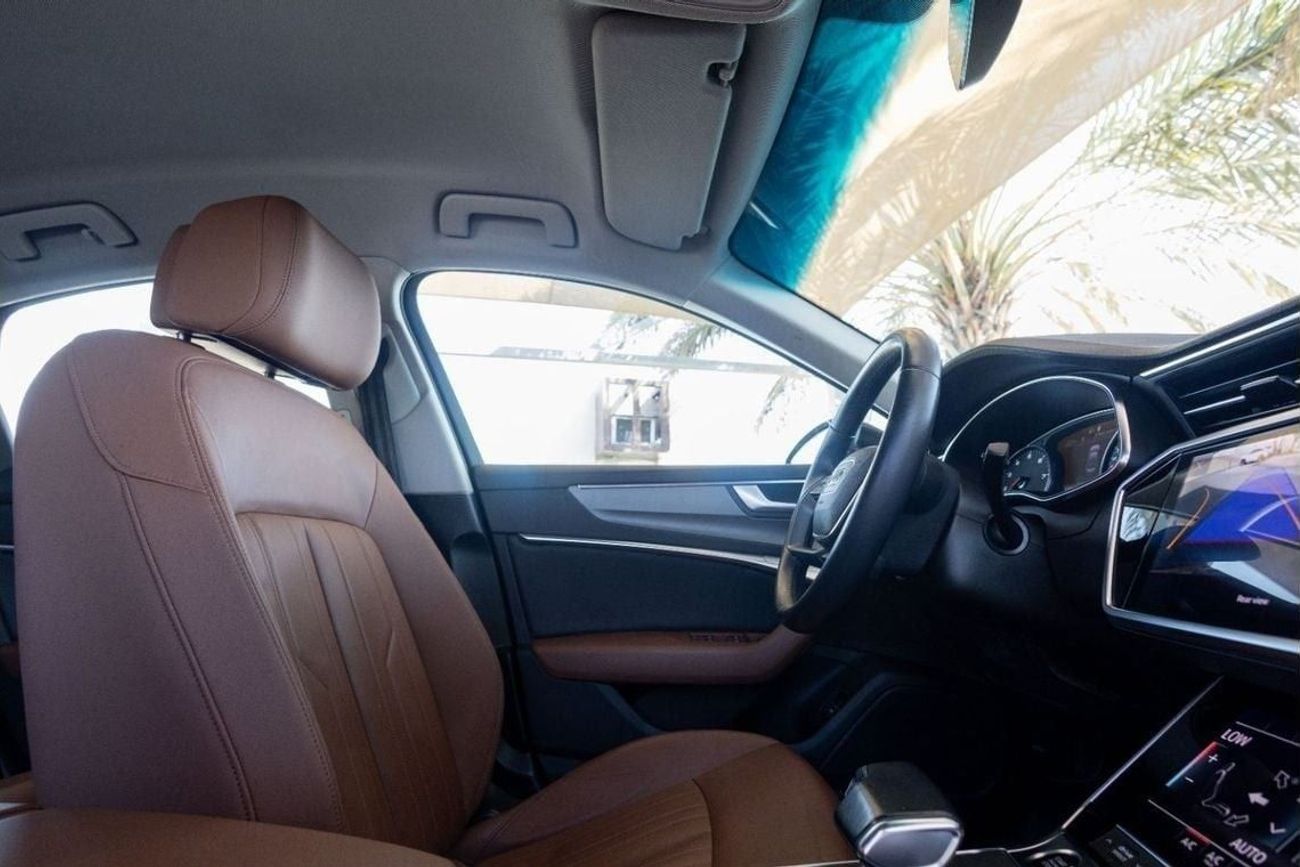 أودي A6 40 TFSI 2.0L Audi A6 40TFSI 2022 GCC under Warranty with Flexible Down-Payment.