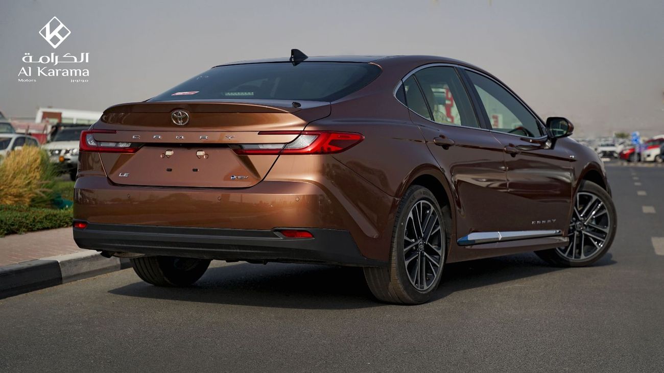 تويوتا كامري LE Hybrid | 2.5L | Rear Camera | Lumbar Support | Wireless Charger | GCC | Zero KM