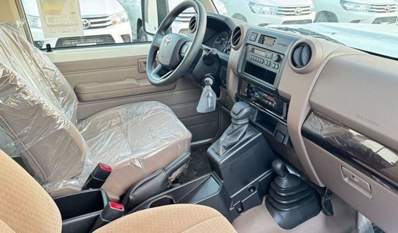 تويوتا لاند كروزر 70 LC76 STD Std 4.0L AWD