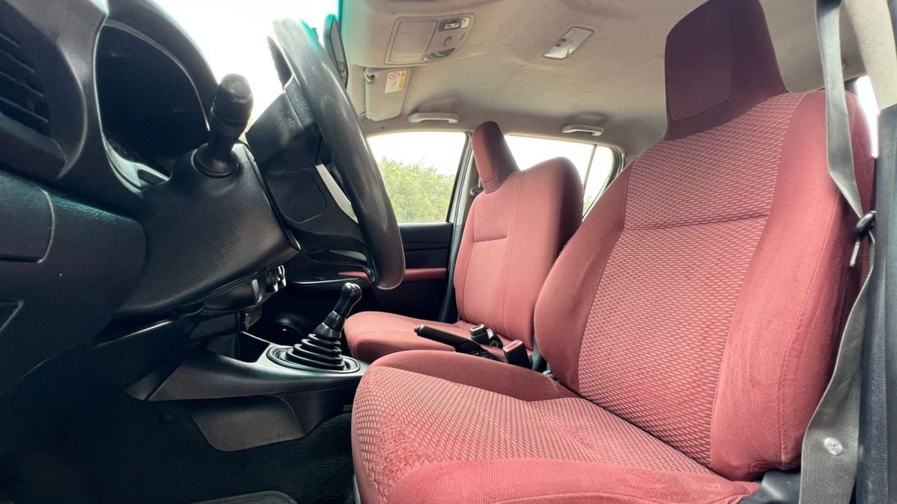 تويوتا هيلوكس GL 2.7L Double Cab Utility