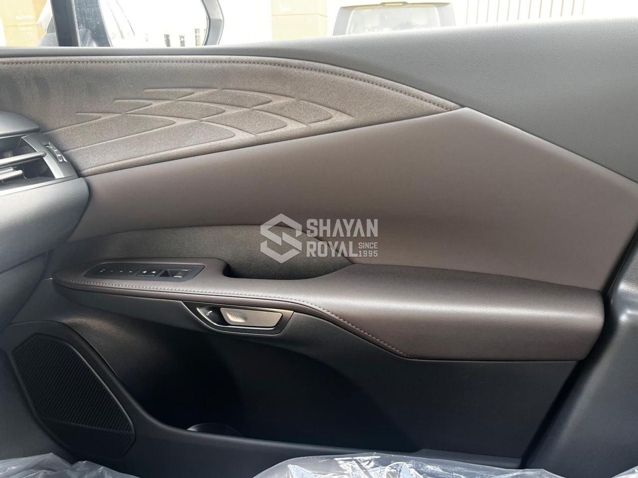 لكزس RX 350h BEAND NEW LHD LEXUS RX350H FULL OPTION 2.4L HYBRID AWD AT 2026MY