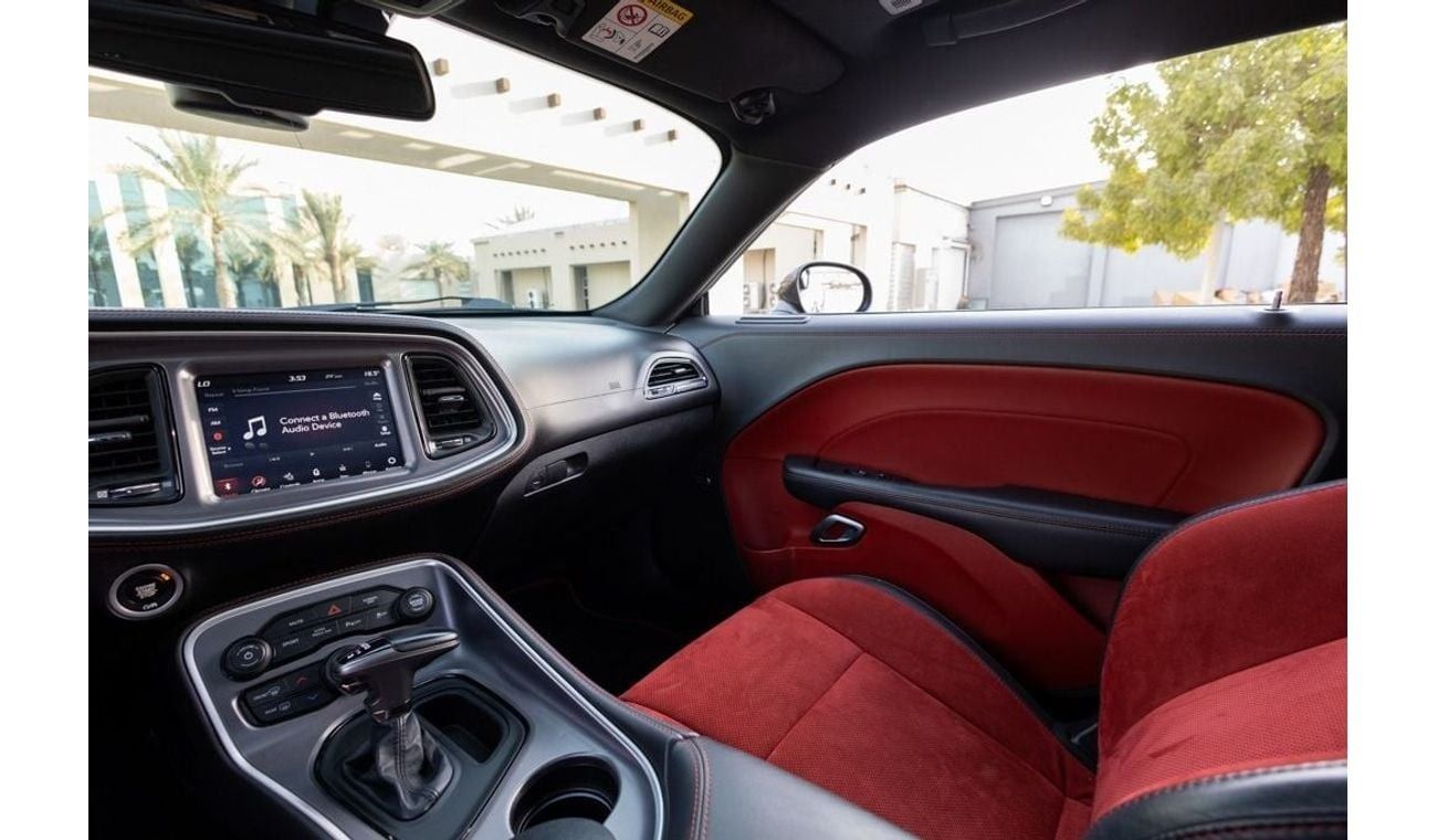 دودج تشالينجر R/T Plus 5.7L (375 HP) Dodge Challenger R/T Plus 2020 GCC under Warranty with Flexible Down-Payment.