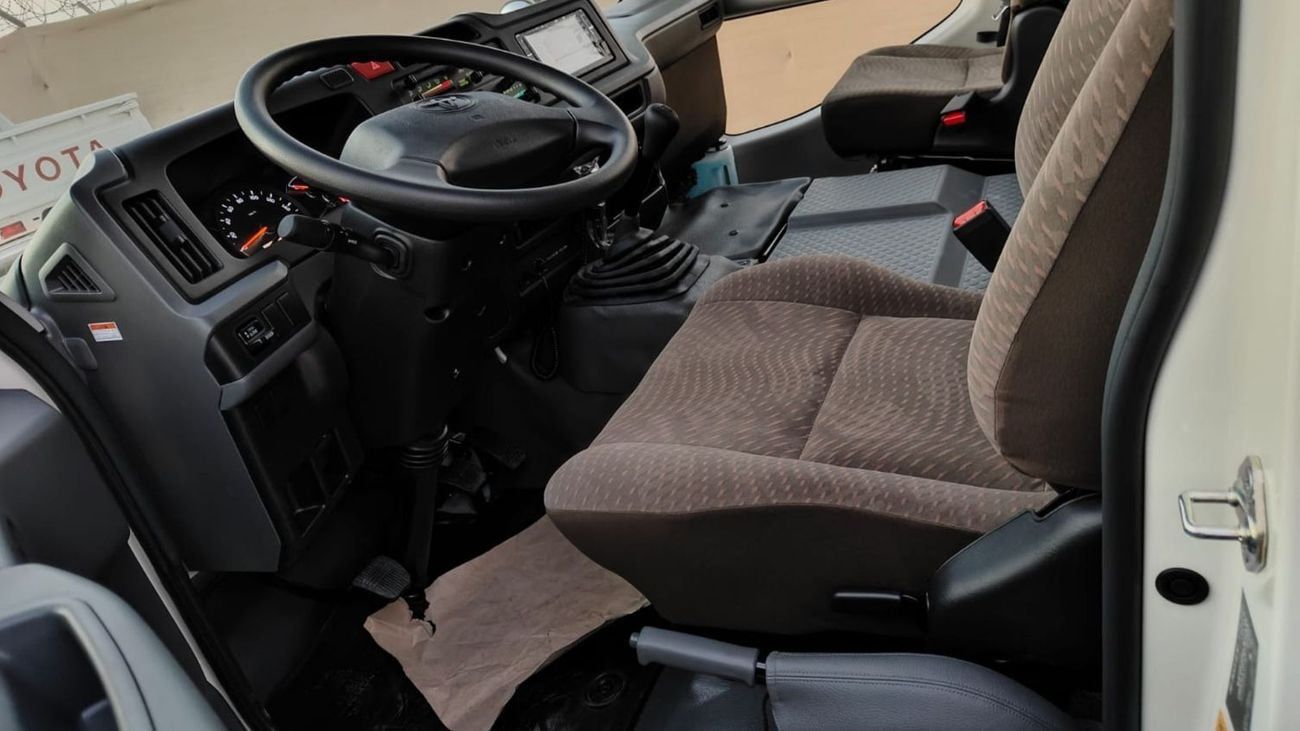 Toyota Coaster 4.0L 23 Seater . Manual . Diesel . 3 Door . Rear Wheel Drive