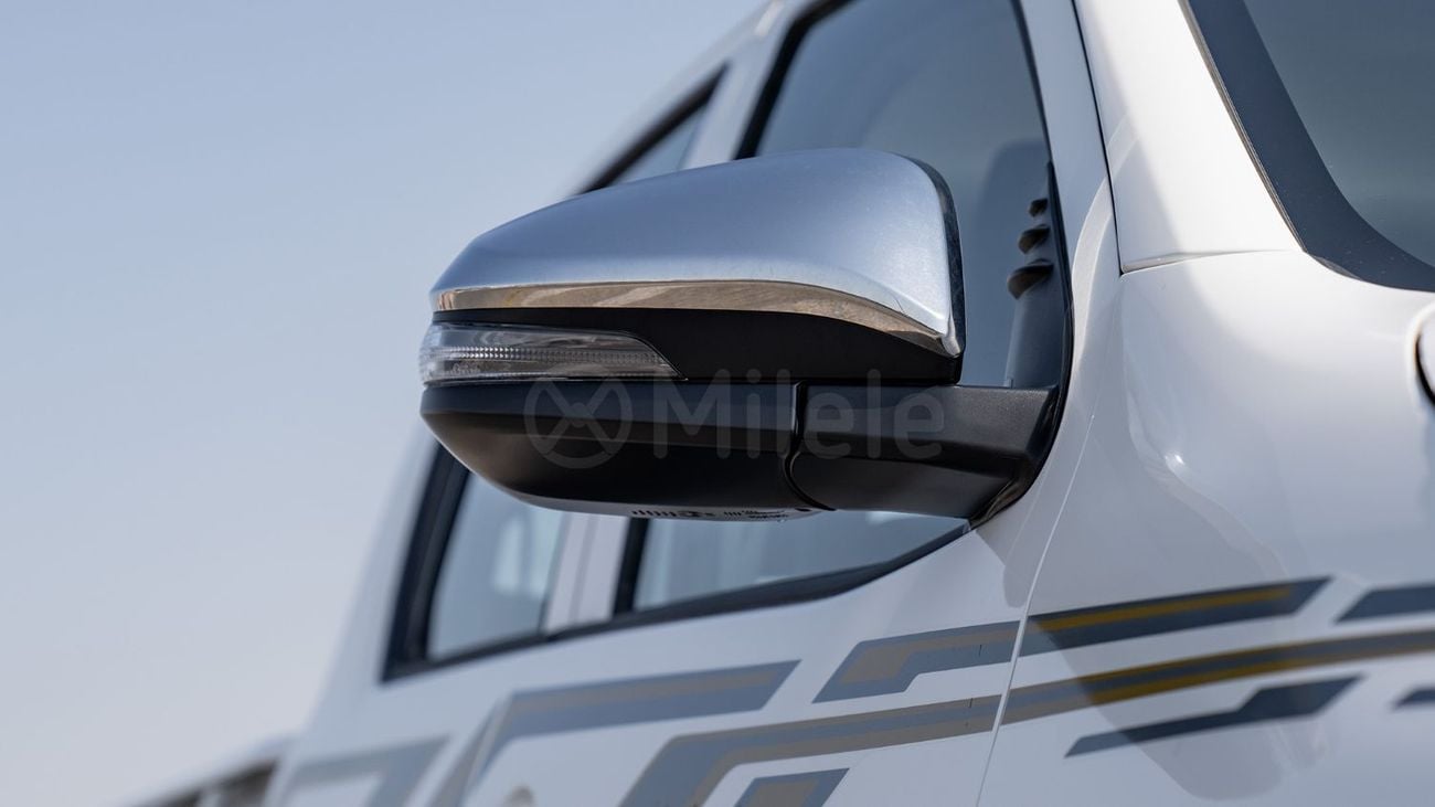 تويوتا هيلوكس TOYOTA HILUX DC | 2-YEAR WARRANTY + SERVICE AVAILABLE | IN-HOUSE FINANCING | 0% DOWNPAYMENT (BANK)