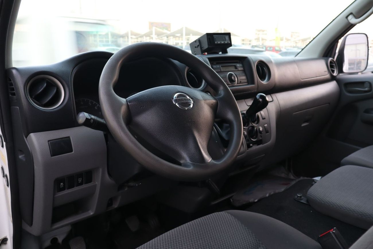 Nissan Urvan Panel Van High Roof VAN CHILLER