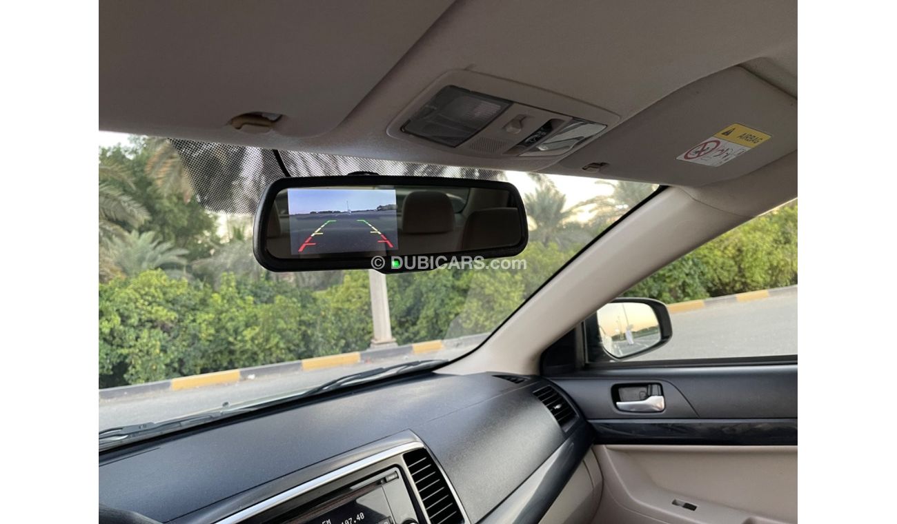 Mitsubishi Lancer GLX High Mitsubishi Lancer 1,6 GCC Model 2016 Sunroof for sale