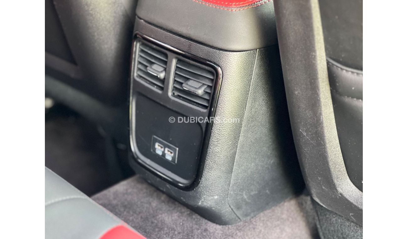 Dodge Challenger Dodge Charger SXT+ /2018 / USA