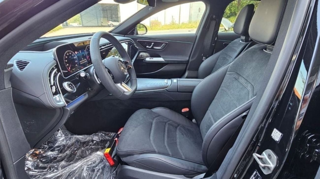 Mercedes Benz E200 STD 2.0L Premium Plus AMG LINE 2025 {Export}