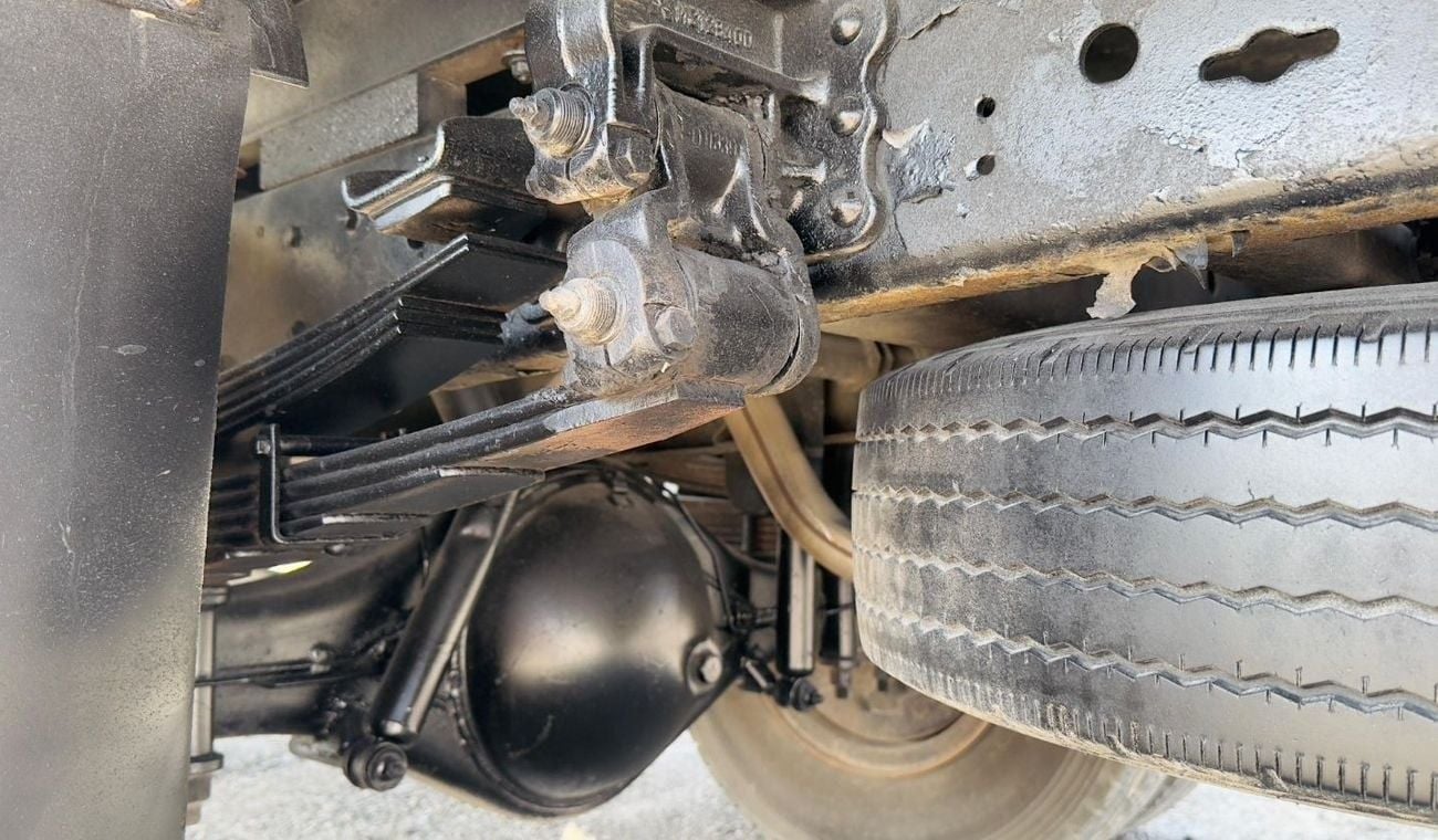 ميتسوبيشي فوسو كانتير NEAT AND CLEAN CONDITION | ENGINE SIZE: 4D35 | RHD | MANUAL TRANSMISSION | 1998