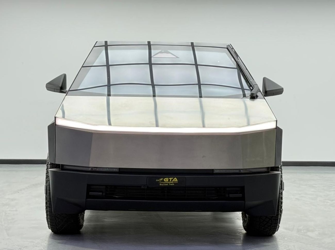 تسلا سايبرتراك AWD 2024 Tesla Cybertruck Foundation, Very Low Kms, Fully Loaded, Excellent Condition, American