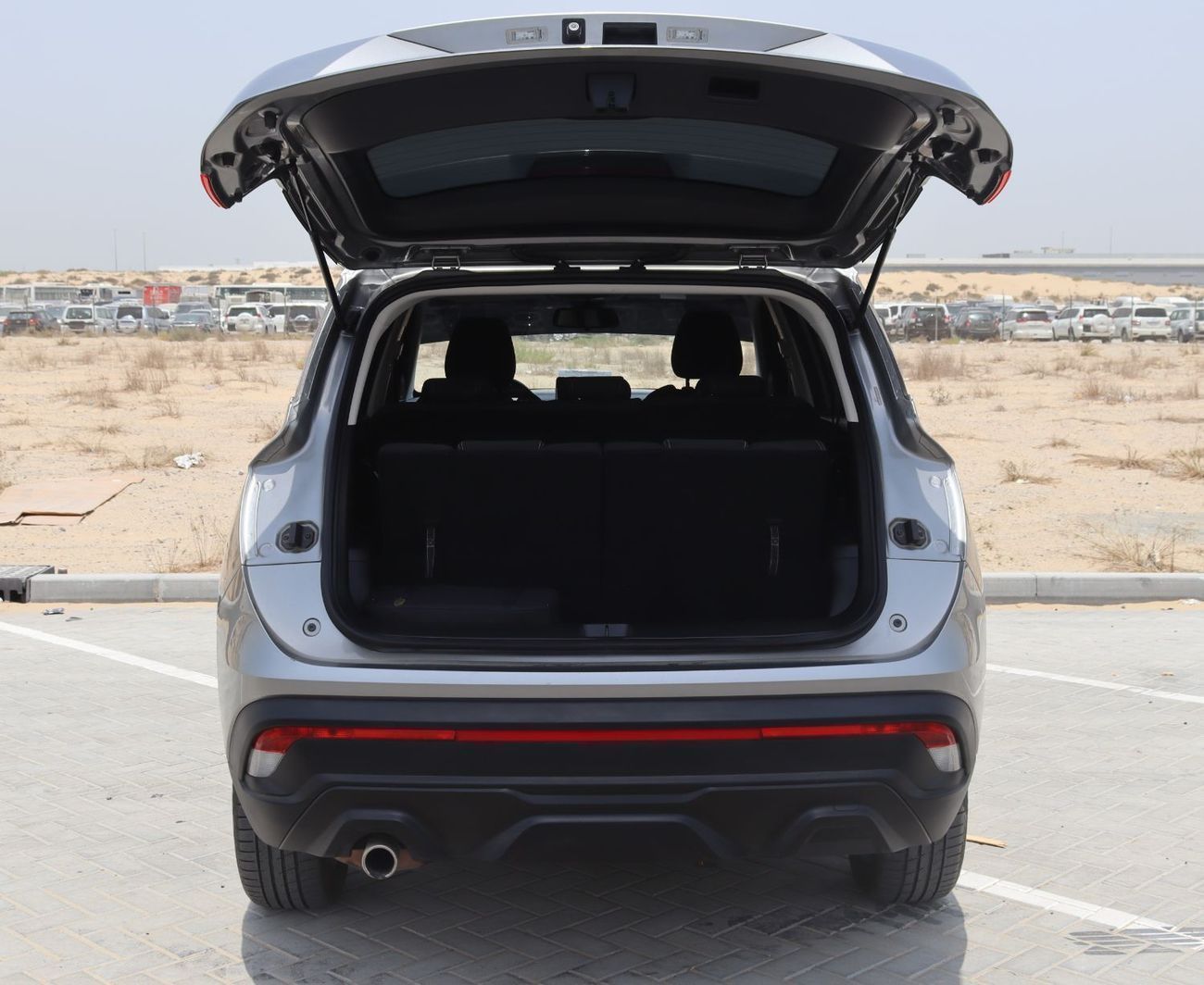 Chevrolet Captiva Premier 1.5L (150 HP) (7 Seater) (5 Door) Chevrolet Captiva Premier 2023 model, GCC specifications, 