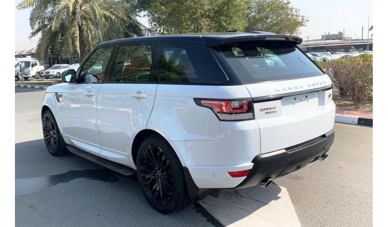 Land Rover Range Rover Sport Supercharged V8 GCC SPECS UNDER WARRANTY