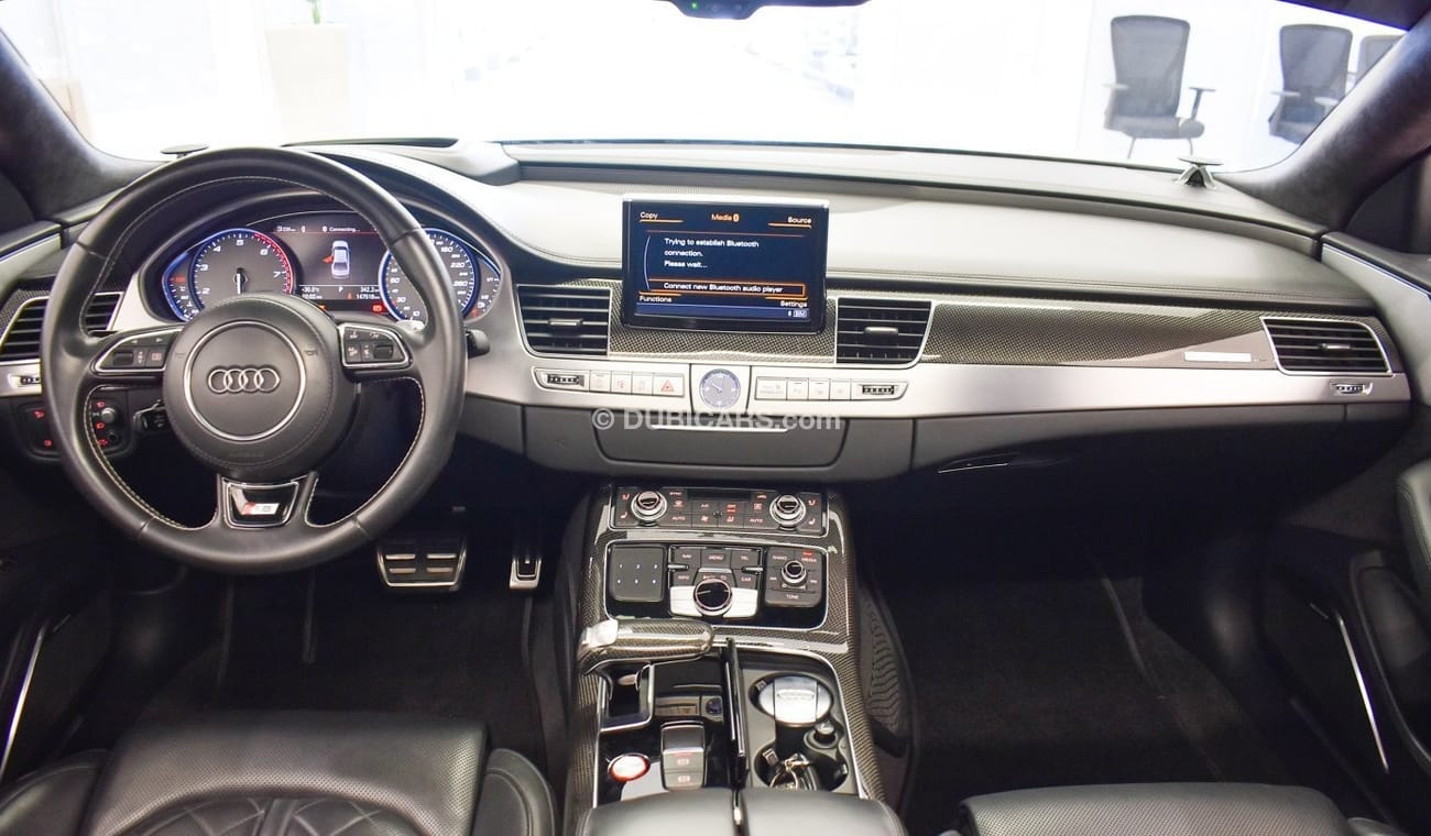 Audi S8