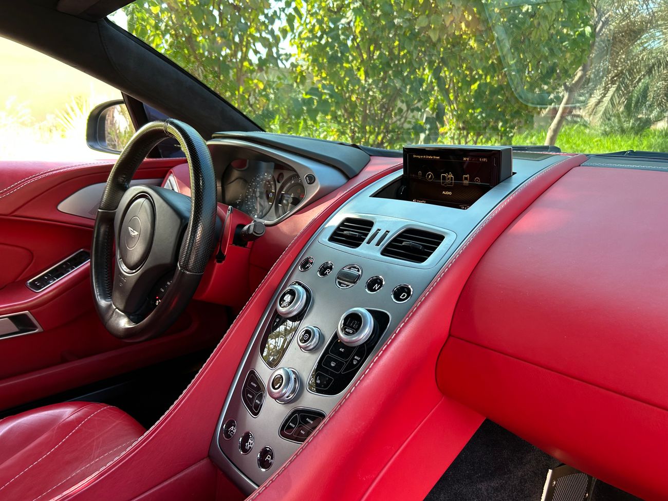 Aston Martin Vanquish