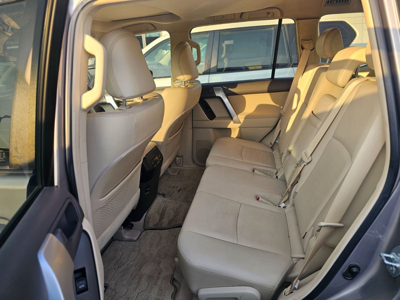 تويوتا برادو Toyota land cruiser Prado year 2022 FULL OPTION petrol engine brown color automatic transmission v6