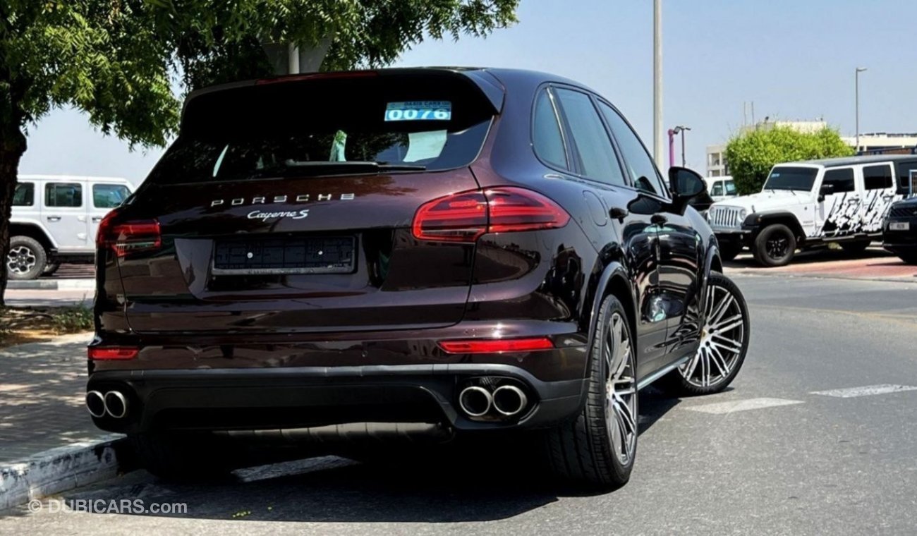 Porsche Cayenne S V6 GCC Agency Warranty Full Service History