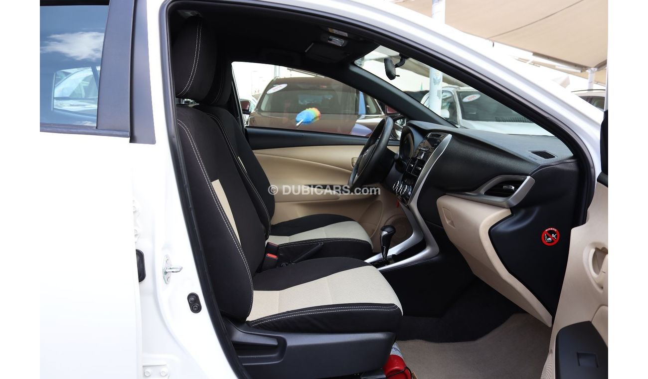 Toyota Yaris SE ACCIDENTS FREE - GCC - HATCHBACK - ENGINE 1.3 - PERFECT CONDITION INSIDE OUT