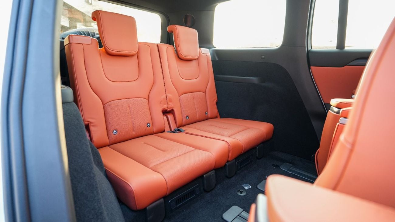 روكس 01 VIP 6 Seaters With Kitchen White 2025MY Export Price