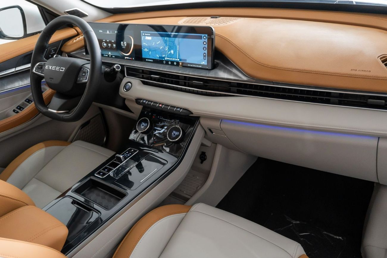 إكسيد LX 2024 Exeed LX Comfort Premium 1.5 TGDI CVT Gearbox / Brand New Delivery / 7 Year Exeed Warranty