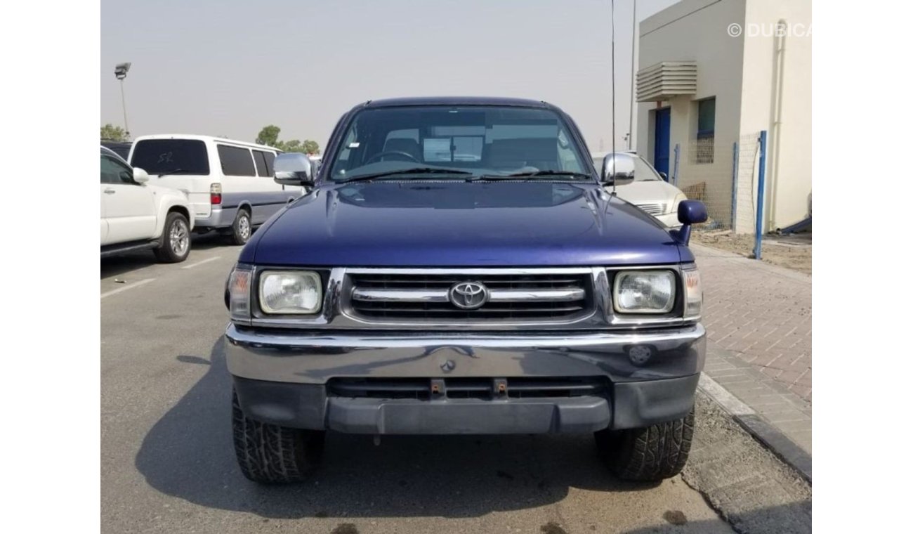 تويوتا هيلوكس Toyota Hilux RIGHT HAND DRIVE (Stock no PM12)