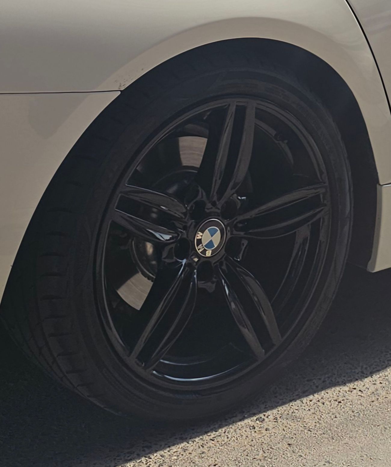 بي أم دبليو 528i