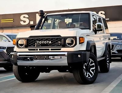 Toyota Land Cruiser 70 LC76 LX HARDTOP 5DOOR || 4.0L PETOL A/T 4WD | RADAR | DIFF-LOCK | FULL OPTION (CODE # 76PAFRE)