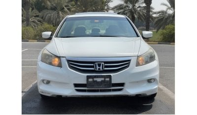 Honda Accord 2011 model, imported from America, full option, sunroof, 4 cylinder, automatic transmission, odomete