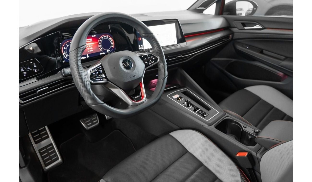 فولكس واجن جولف GTI Sport 2.0T