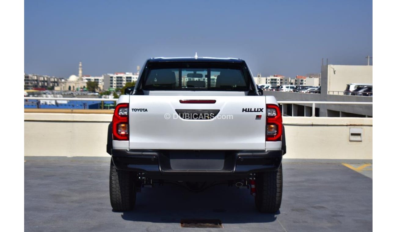 تويوتا هيلوكس Double Cab GR Sport V6 4.0L Petrol 4WD Automatic