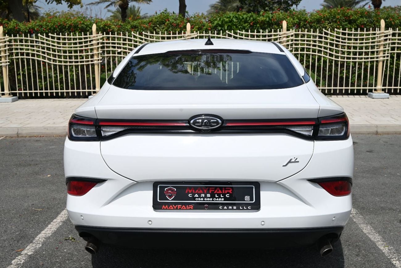 جاك J7 HOT DEALS - 0% DP - JAC J7 LUXURY 2023 - LOW MILEAGE - FIRST OWNER - MINT CONDITION