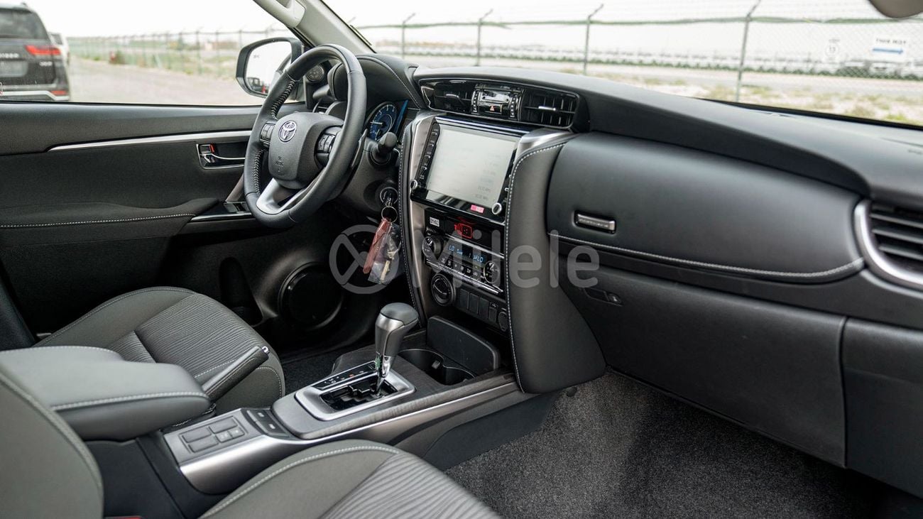 تويوتا فورتونر TOYOTA FORTUNER