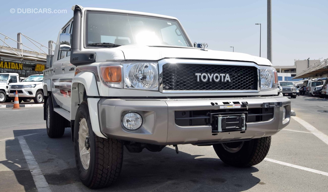 Toyota Land Cruiser Pick Up 4.5L Diesel DLX 79 LC with full option 2019 4x4