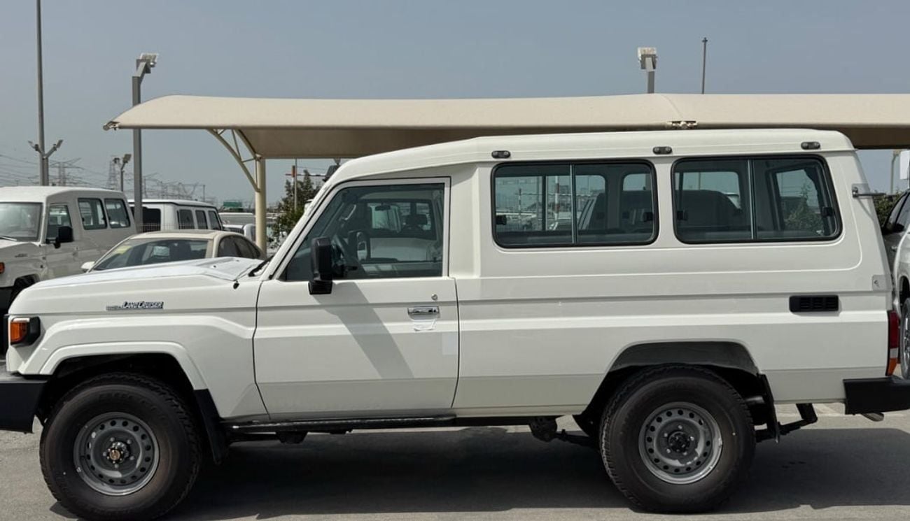 Toyota Land Cruiser 70 Toyota Land Cruiser LC78 Hard Top 4.2L Diesel 3doors V6 2025