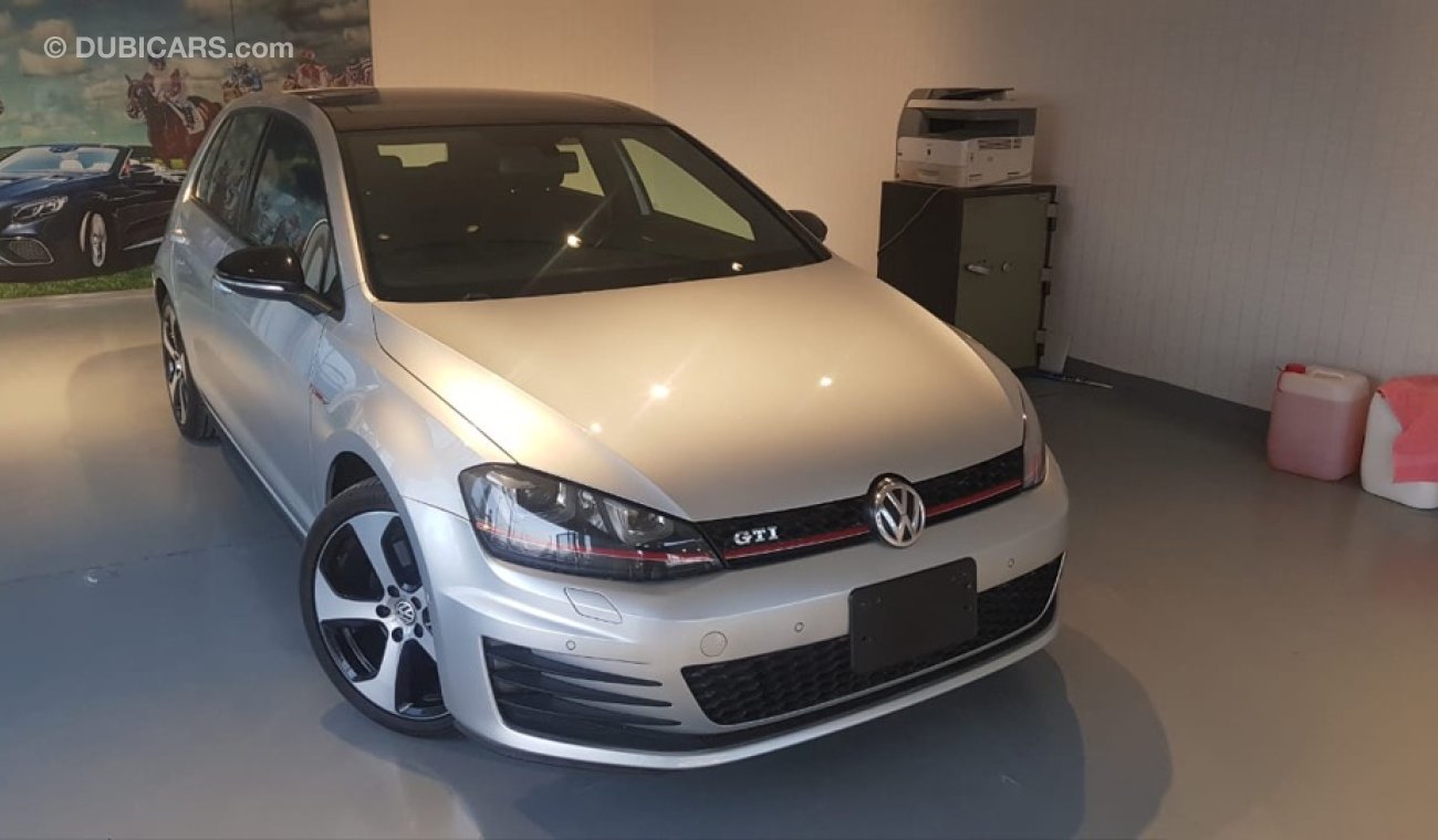 Volkswagen Golf GTI