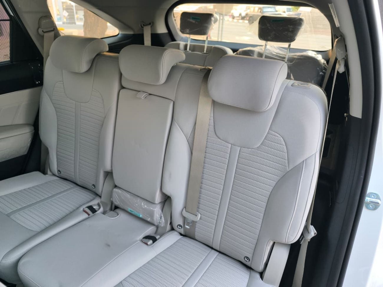 كيا سورينتو 3.5L FWD GCC Specs Full Option 2025 Model Brand New