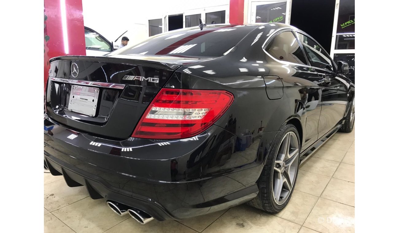 مرسيدس بنز C 63 كوبيه وارد اليابان بطاقة جمركية