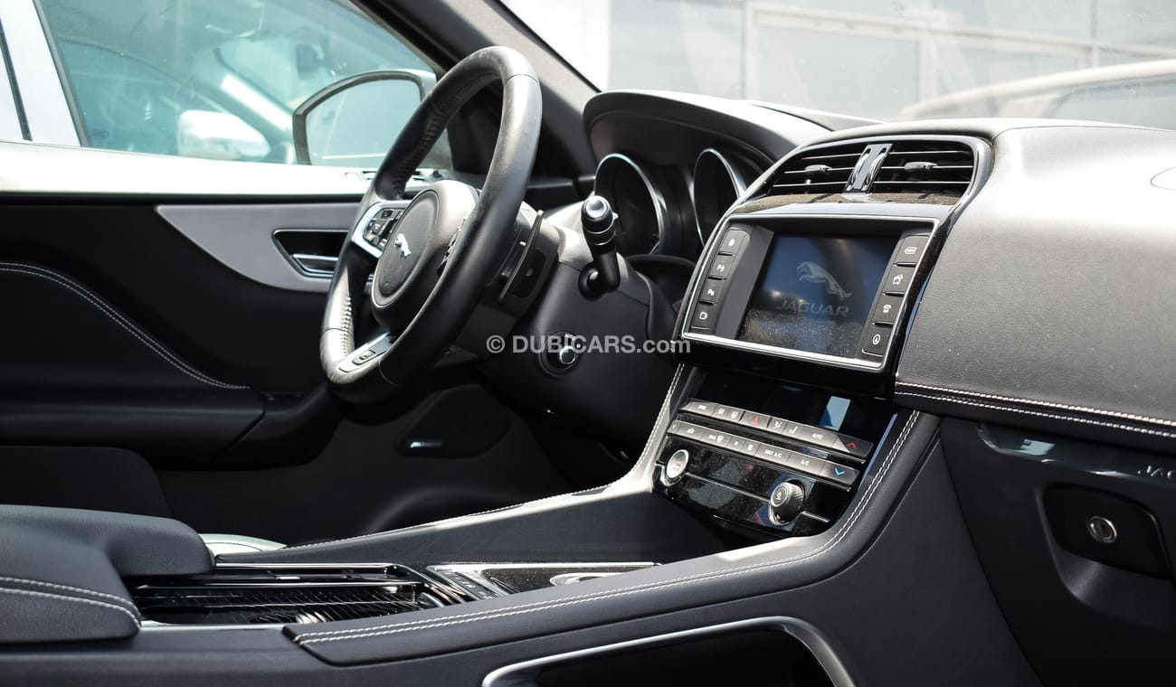 Jaguar F Pace 35t AWD R Sport 2017
