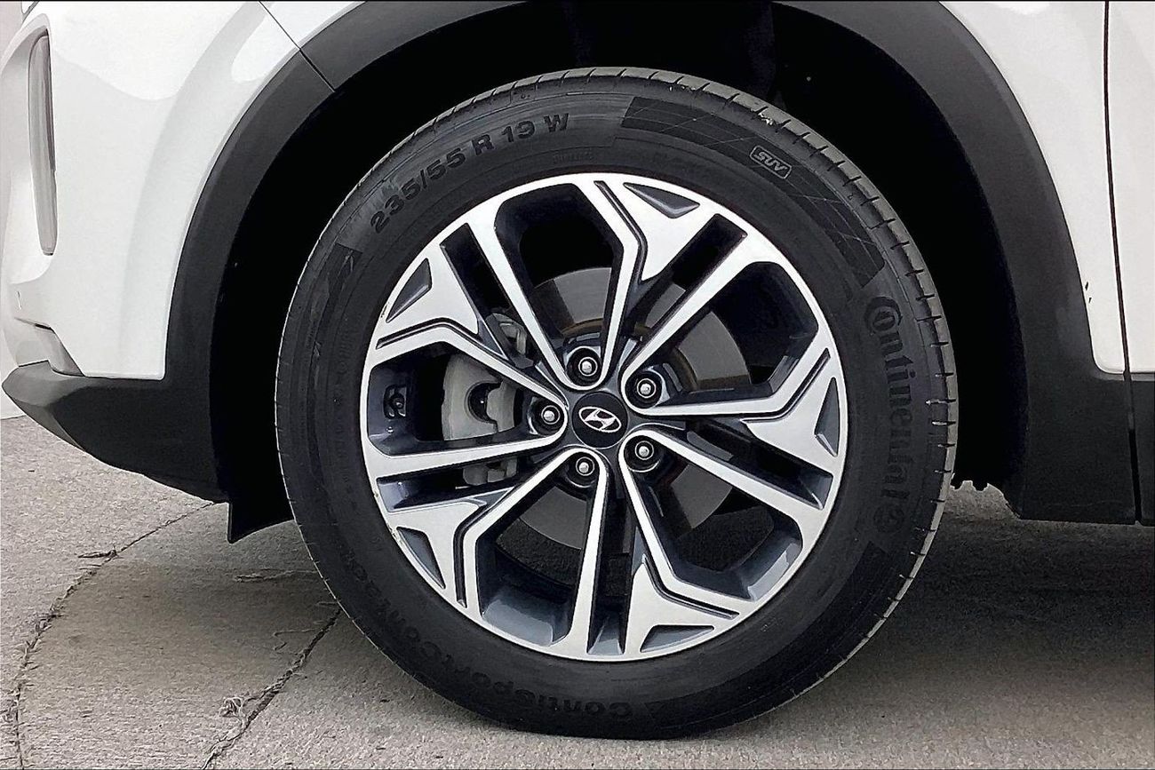 Hyundai Santa Fe Premium | National Day Celebration | Guaranteed Warranty | 0 Down Payment