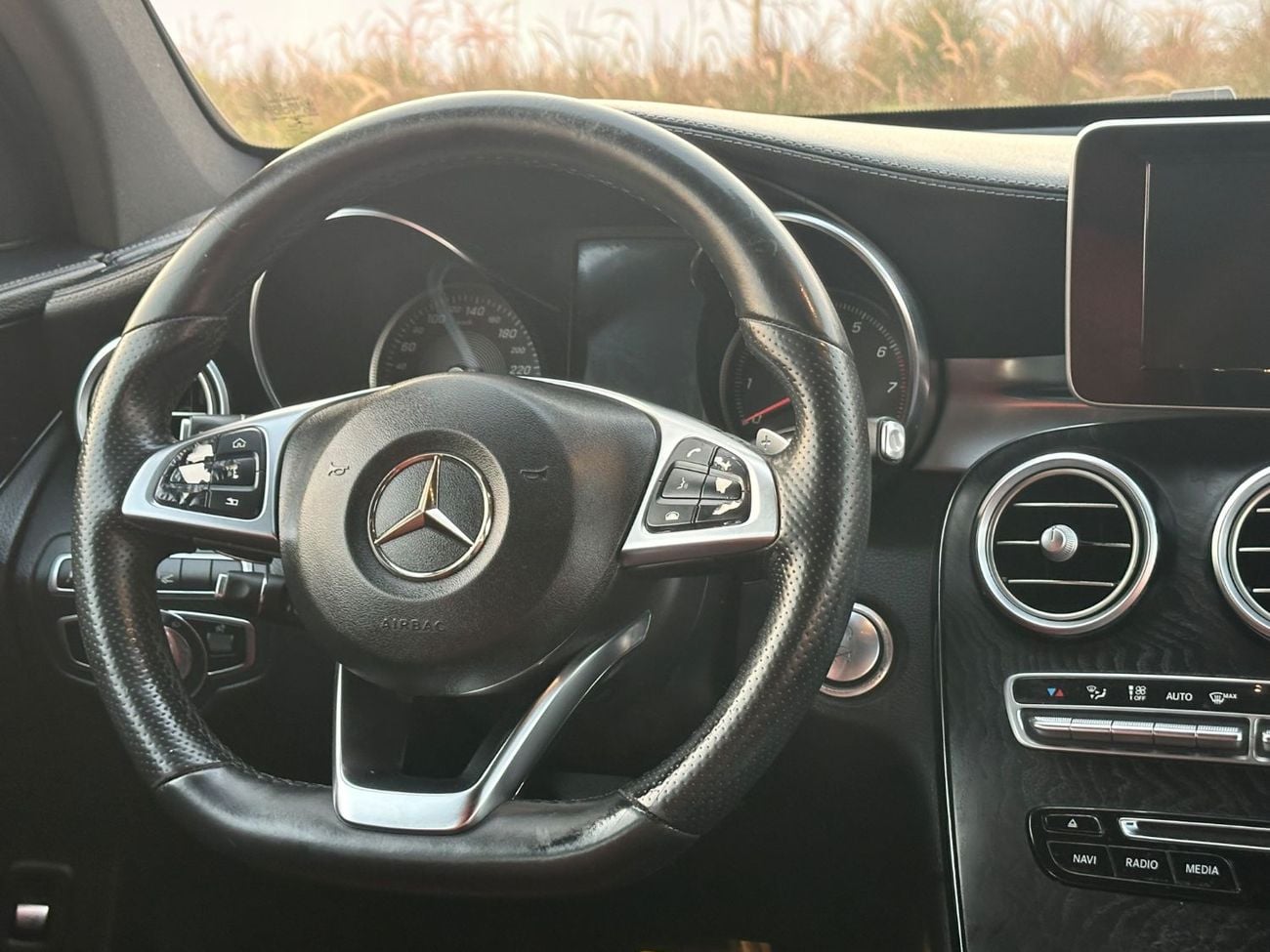 مرسيدس بنز GLC 200 بريميوم بلس