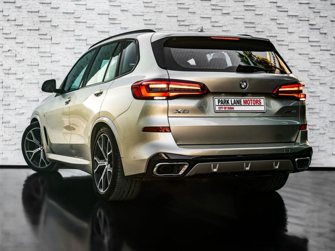 BMW X5 40i M SPORT BMW X5 40 2019